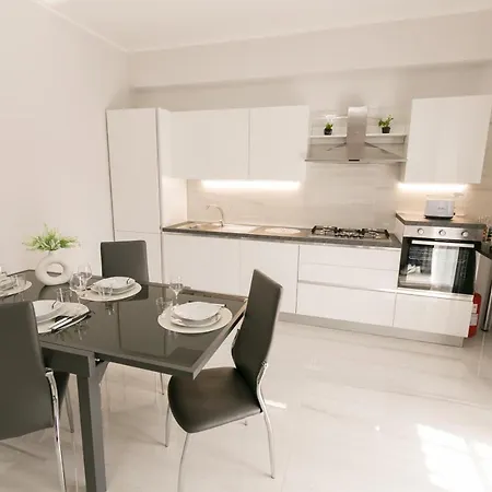 5 Stelle Free Parking, Netflix, Wi-fi Lejlighed *