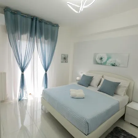 דירה 5 Stelle Free Parking, Netflix, Wi-fi קרוטונה