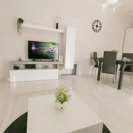 5 Stelle Free Parking, Netflix, Wi-fi דירה *